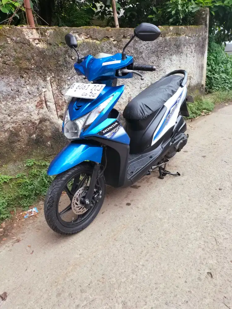 Di jual Honda Beat FI Fuel injection Surat Lengkap Pajak hidup panjang