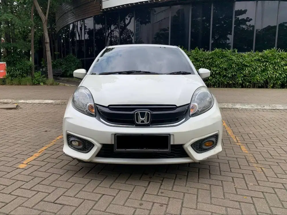 TERMURAH HONDA BRIO E AT MATIC 2017 PUTIH