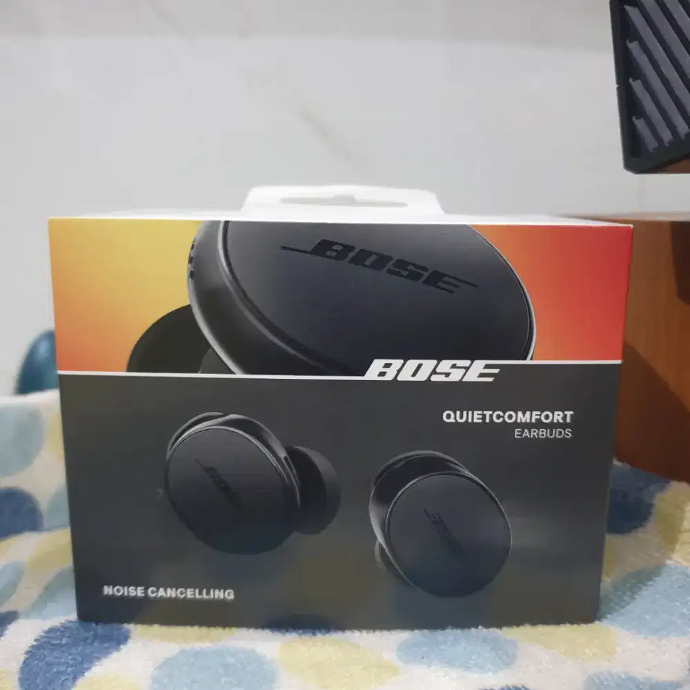 Earbud/headset BOSE Quiet Comfort Original Baru Segel