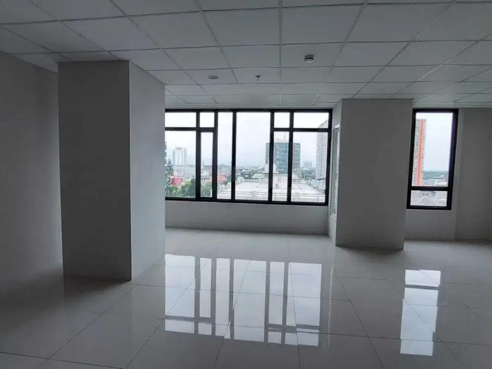 SOHO Hquarters Business Siap Huni Lantai 7 Di Pusat Kota Bandung