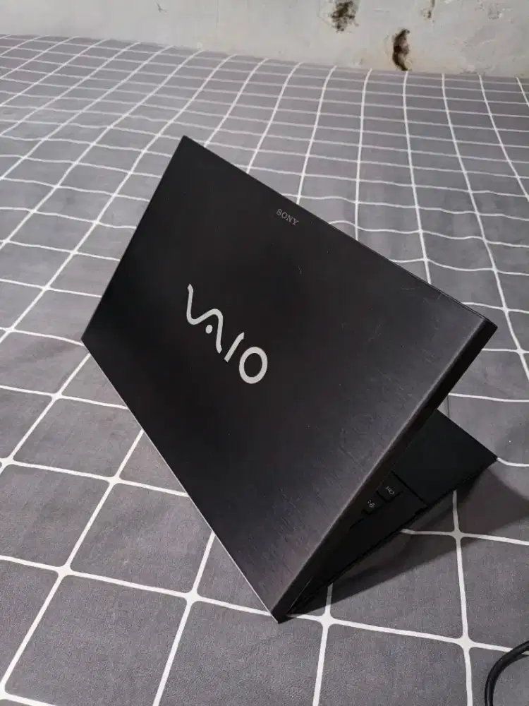 Laptop Sony Vaio SVP132A Elegan Slim Core i5