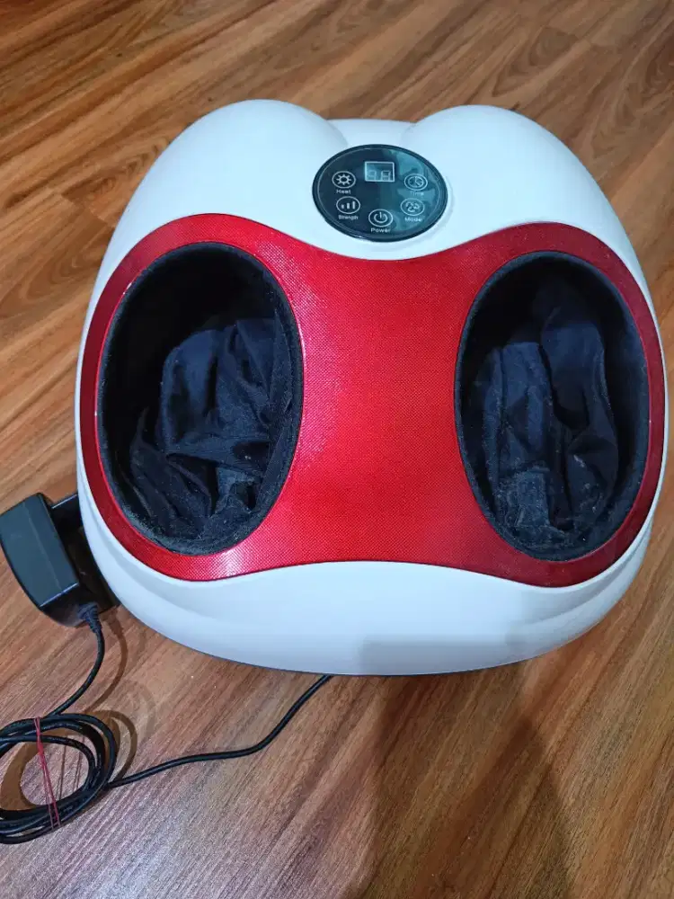 Pijat kaki-foot massage