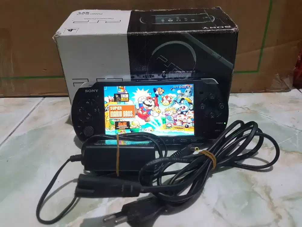 Jual psp hitam seri 3000 keadaan hidup normal