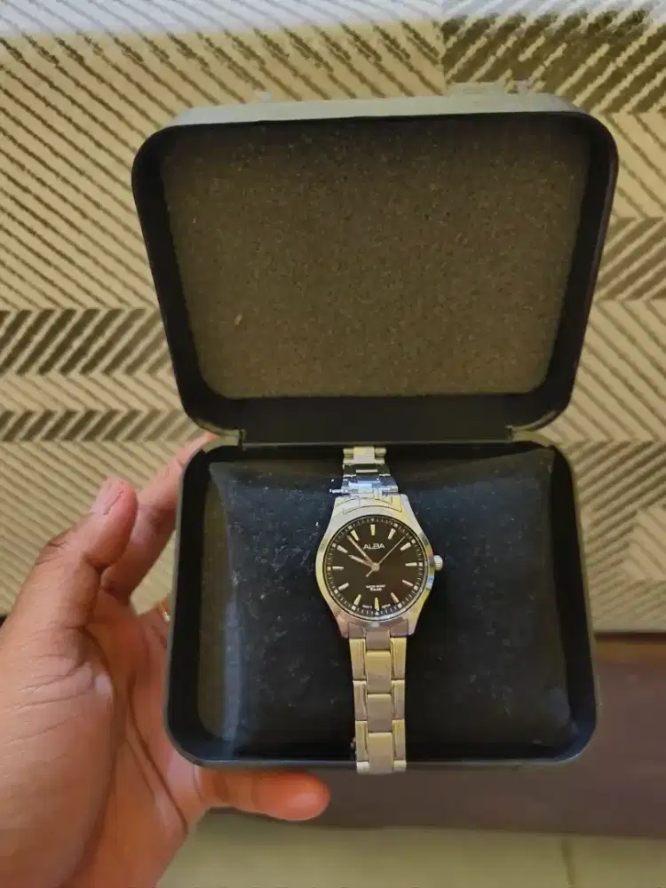 ALBA JAM TANGAN WANITA