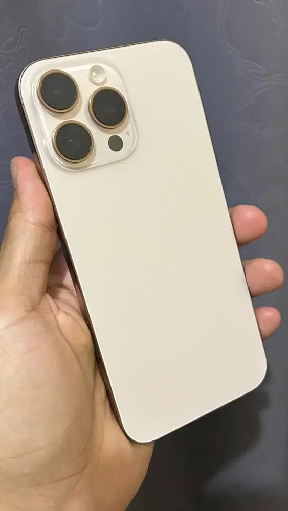 Iphone 16 pro max dessert 256 inter singapur