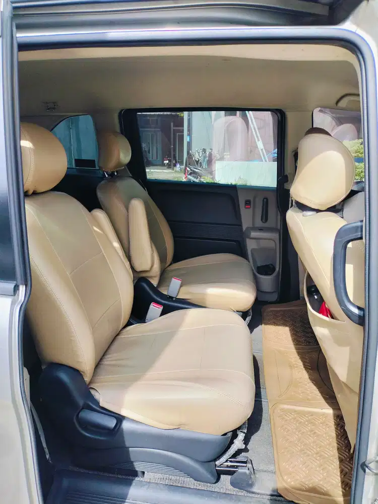 Honda Freed 2010 Bensin