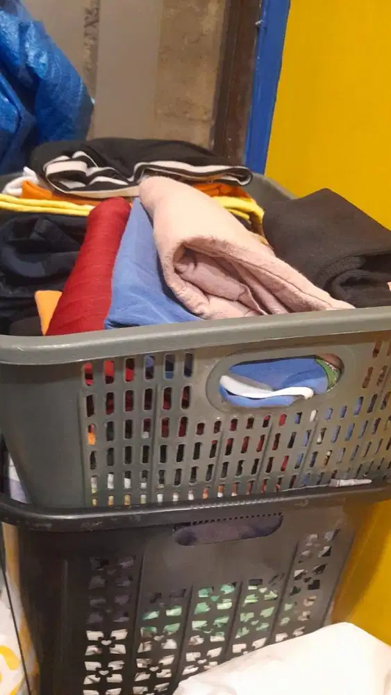 Dibutuhkan pegawai tetap dan paruh waktu