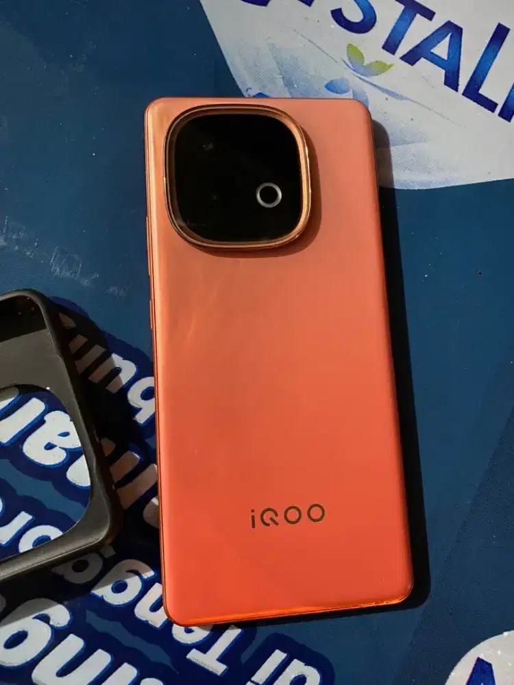 Iqoo neo 10 8/256 orange muluss