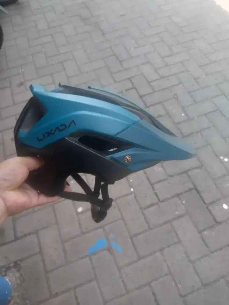 Jual Helm MTB Merk Lixada