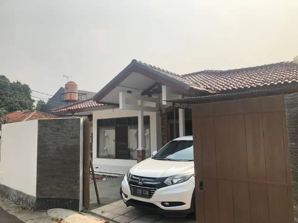 Disewakan Rumah Cipete – 200 meter ke French School, Dekat MRT Cipete, Cocok Hunian & Kantor