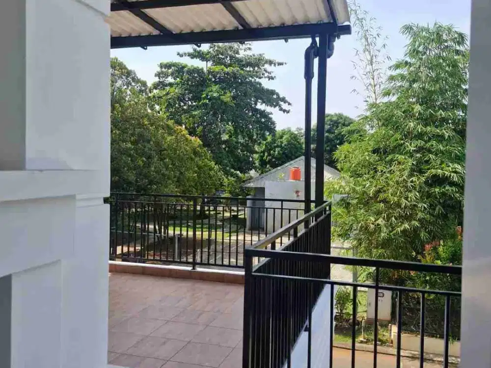 DIJUAL RUMAH 2 LANTAI SUDAH RENOVASI & BEBAS BANJIR DI CLUSTER TENGAH KOTA WISATA, DEKAT MAL!