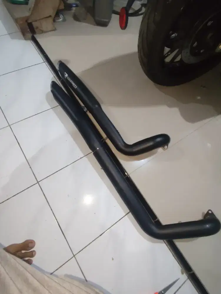 knalpot keeway benda v252c double muffler freeflow