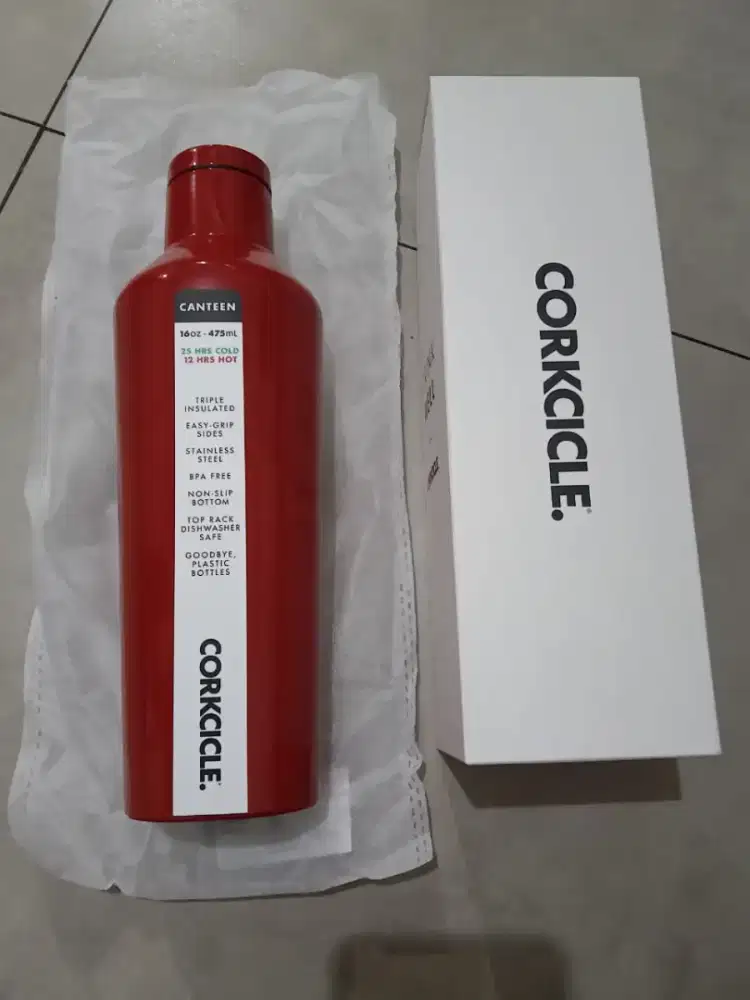 BOTOL MINUM CORKCICLE RED