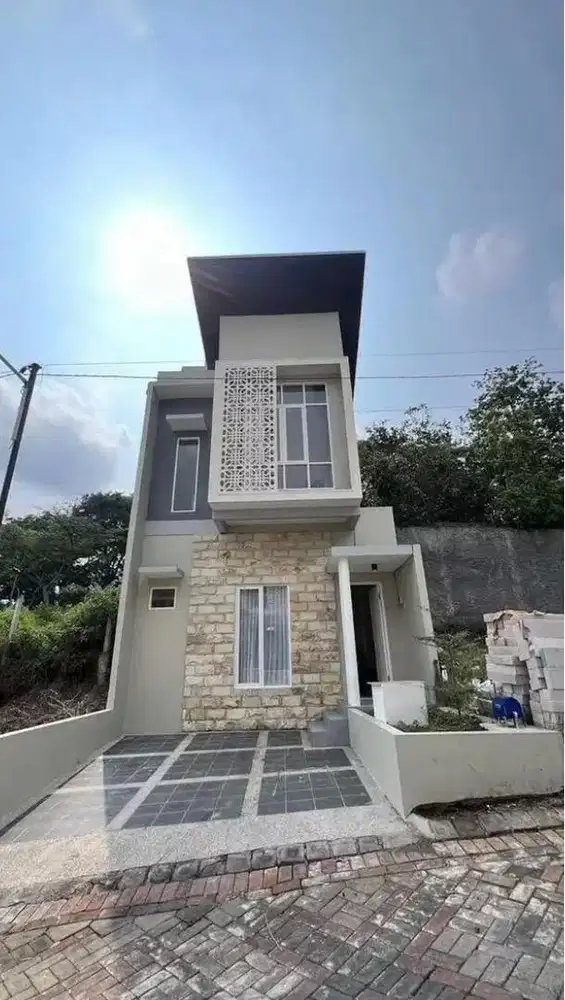 Jual & Take Over Villa Batu