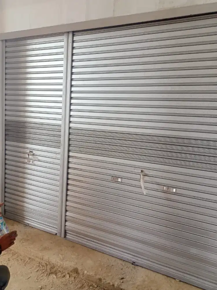 Rolling door,folding gate