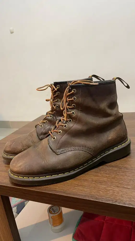 Docmart Crazy Horse 1460 8 Hole Size 45