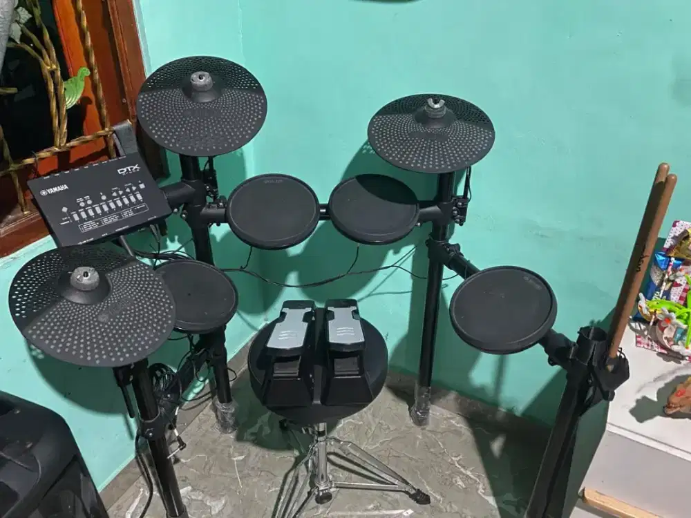 DRUM ELECTRIC YAMAHA DTX 402