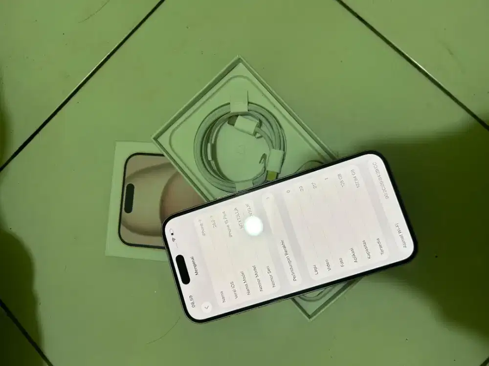 iPhone 15plus 128 inter allop semuah kartu