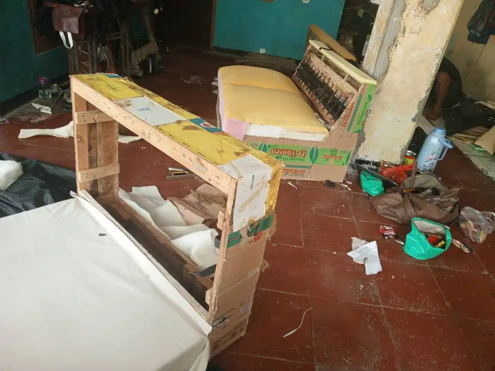 Jasa servis sofa  kursi