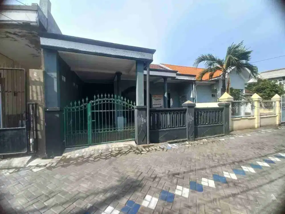 DIJUAL RUMAH 
PERUM KEMIRI INDAH BLOK C5 NO 16
KEL. : KEMIRI
KEC  : SIDOARJO
KAB  : SIDOARJO
