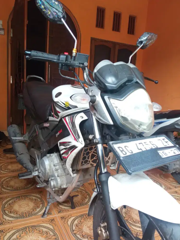 Di jual cepat vixion Old Tahun 2012 Akhir
