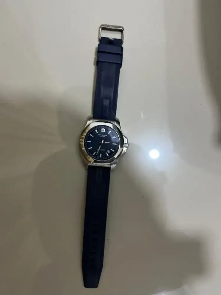 Jam Tangan Victorinox