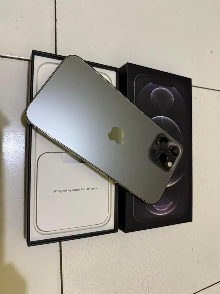 Iphone 12 Pro Max 256Gb Graphite. Ex Ibox