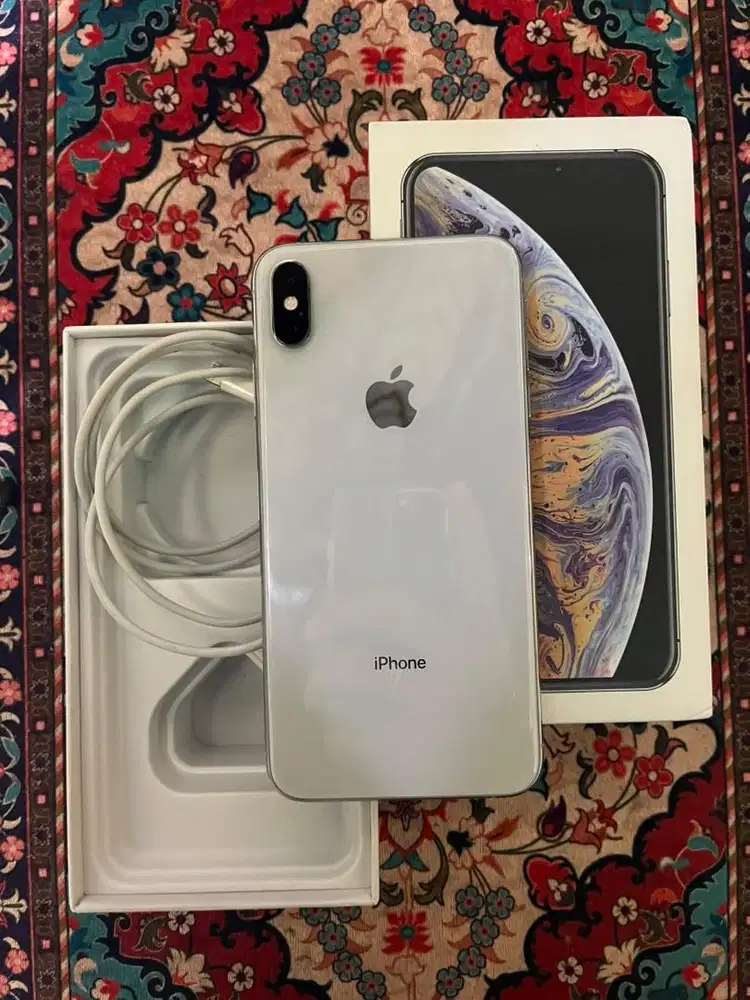 iphone Xs max 64 ibox