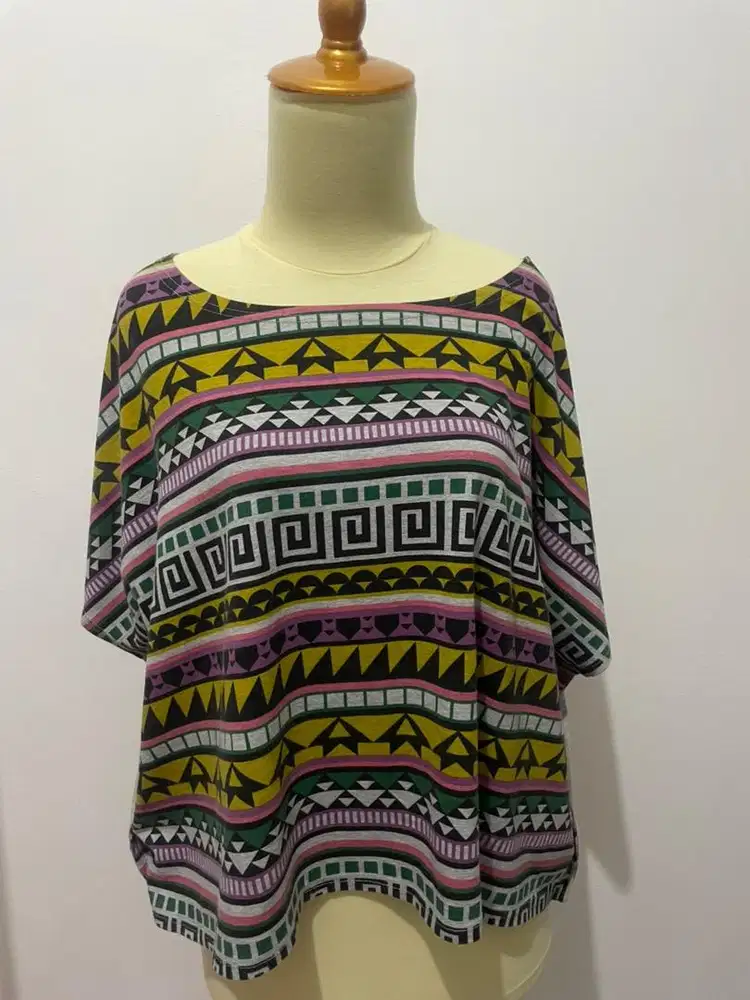 blous leher sabrina motif thailand tribal