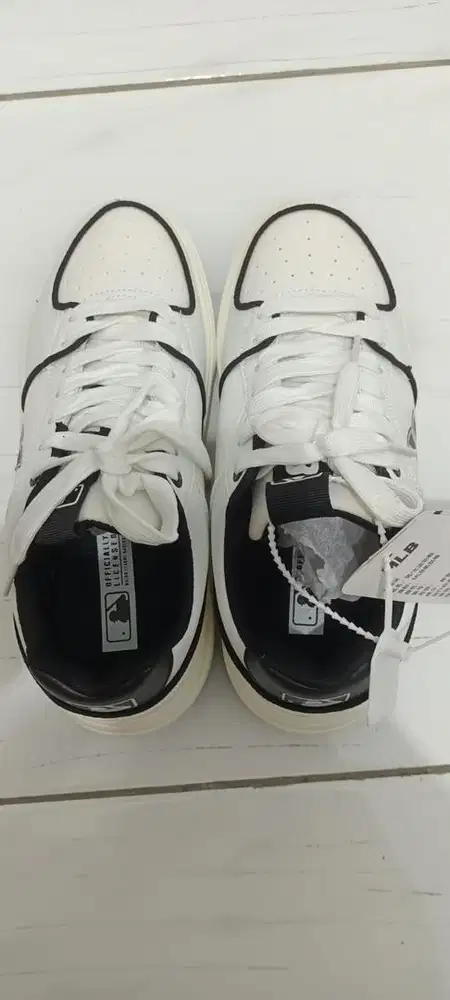 Dijual Sepatu MLB