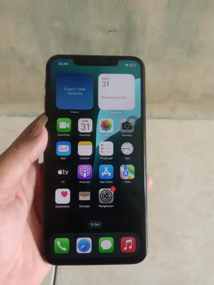 Iphone 11 pro max ibox