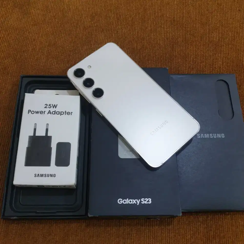 Samsung S23 5G 8/128Gb Sein Fullset Nominus