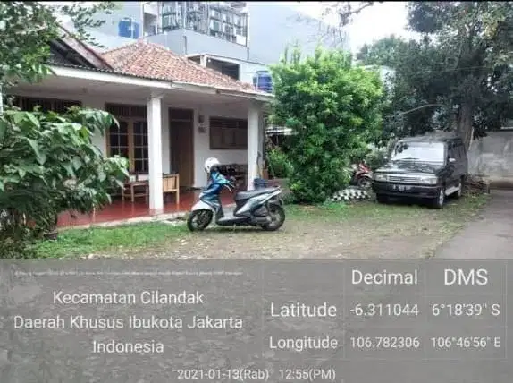 Di Jual  Rumah Luas & Murah 55 % Dibawah Njop Karang Tengah Cilandak
