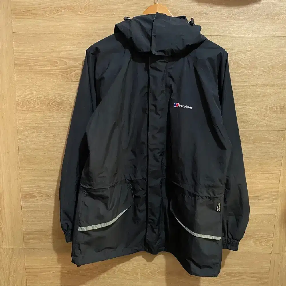 Berghaus cornice parka jaket outdoor original goretex