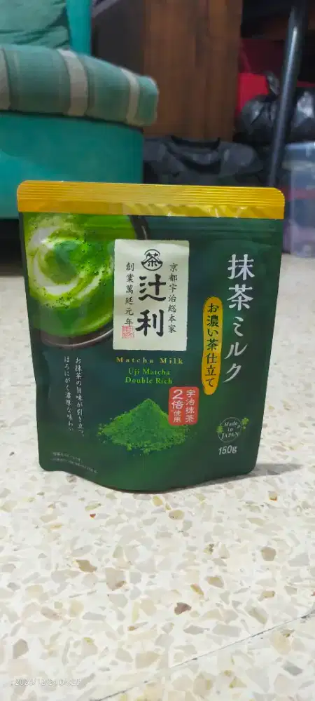 Minuman matcha milk powder jepang