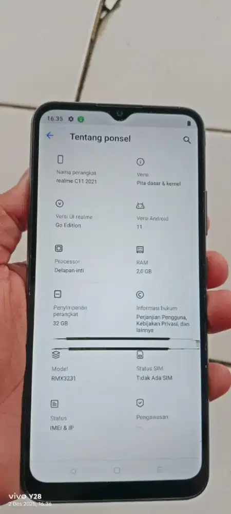 Realme c11   2/32 mnus ada garis d lyar 2 helai normal smua