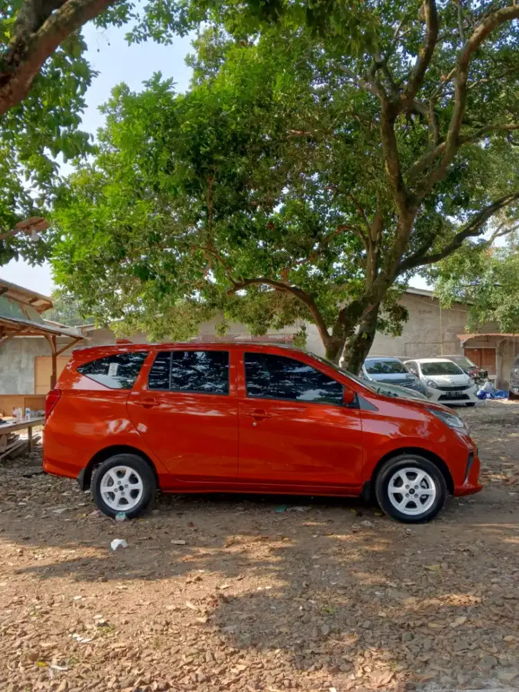 Rental mobil. Sewa mobil harian, mingguan & bulanan lepas kunci.