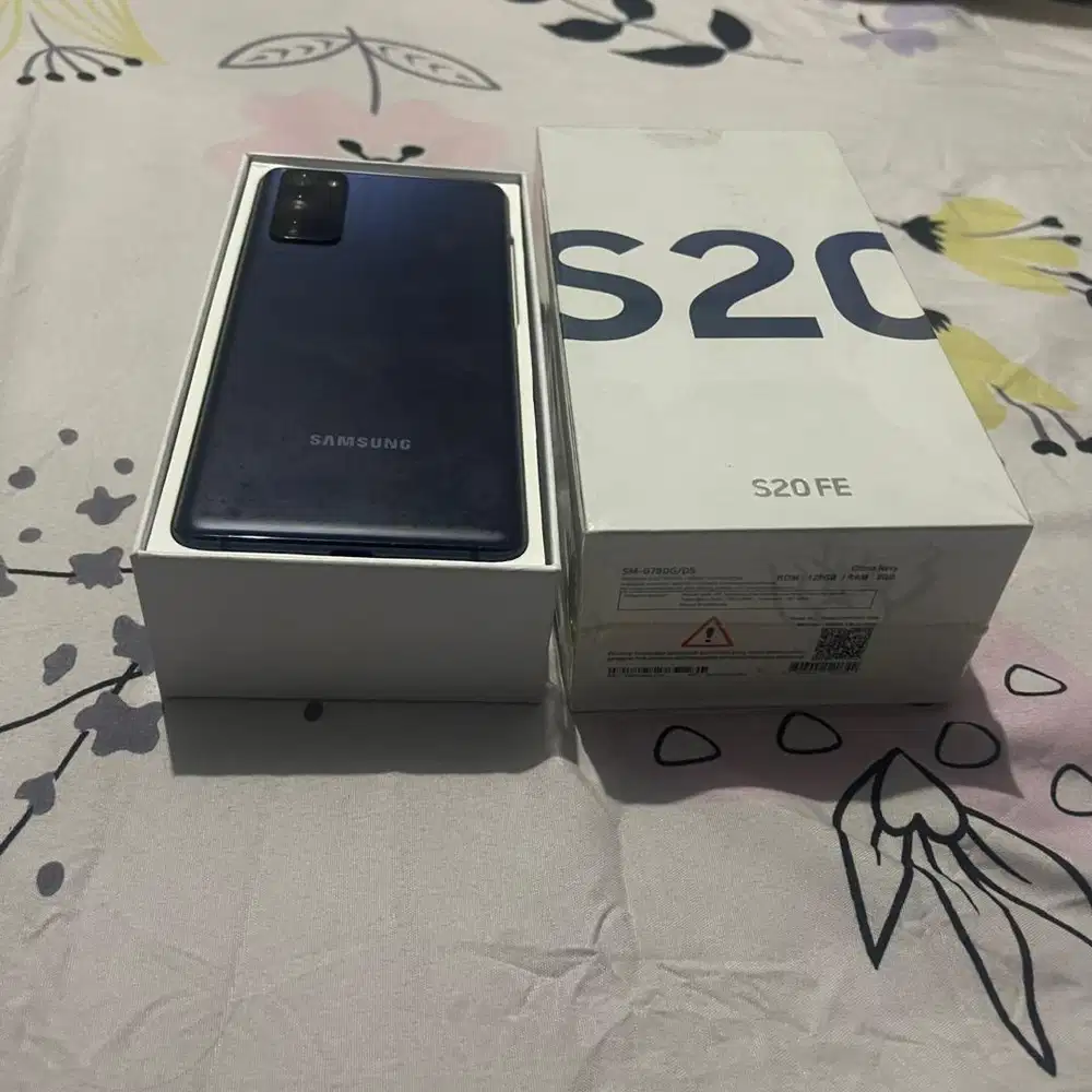 SAMSUNG S20 FE 8/128 GB