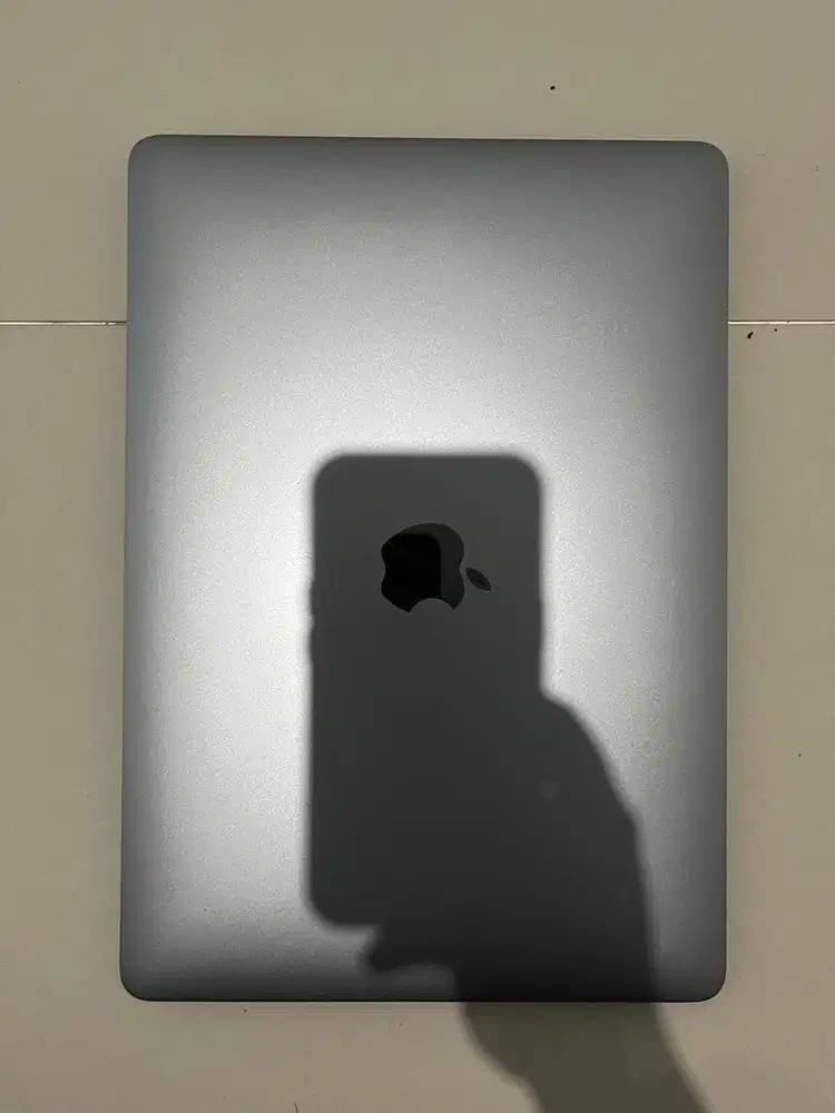 MacBook Air Retina 13″ (2019) i5 • 8GB • 128GB SSD