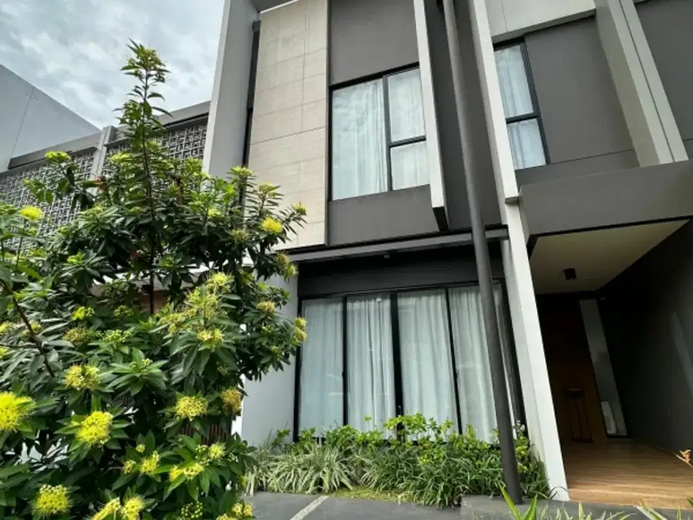dijual cepat rumah cantik 2 lantai di cluster eldora suvarna sutera