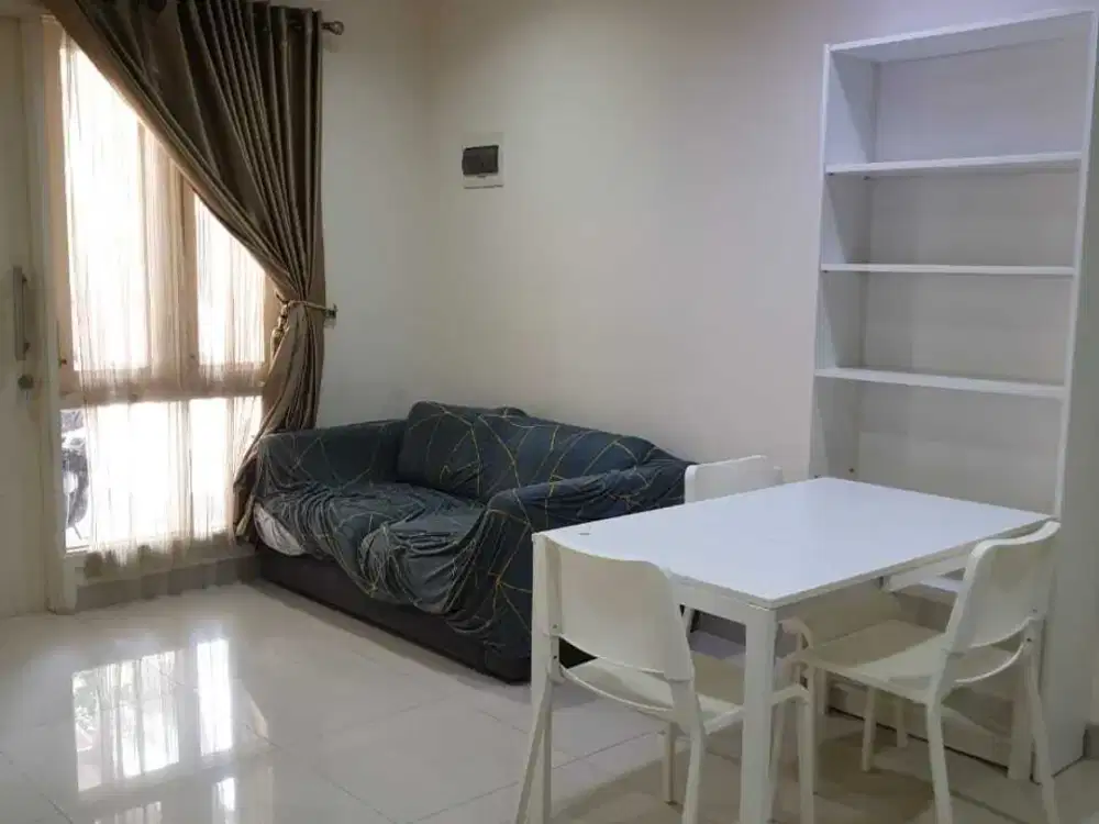 Disewakan Rumah Cantik Full Furnish di Gading Serpong Siap Huni