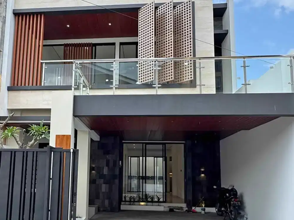 Dijual rumah mewah bonus kolam renang dijalan palagan 1 lokasi strategis  dekat UGM, AL AZHAR, Monjali