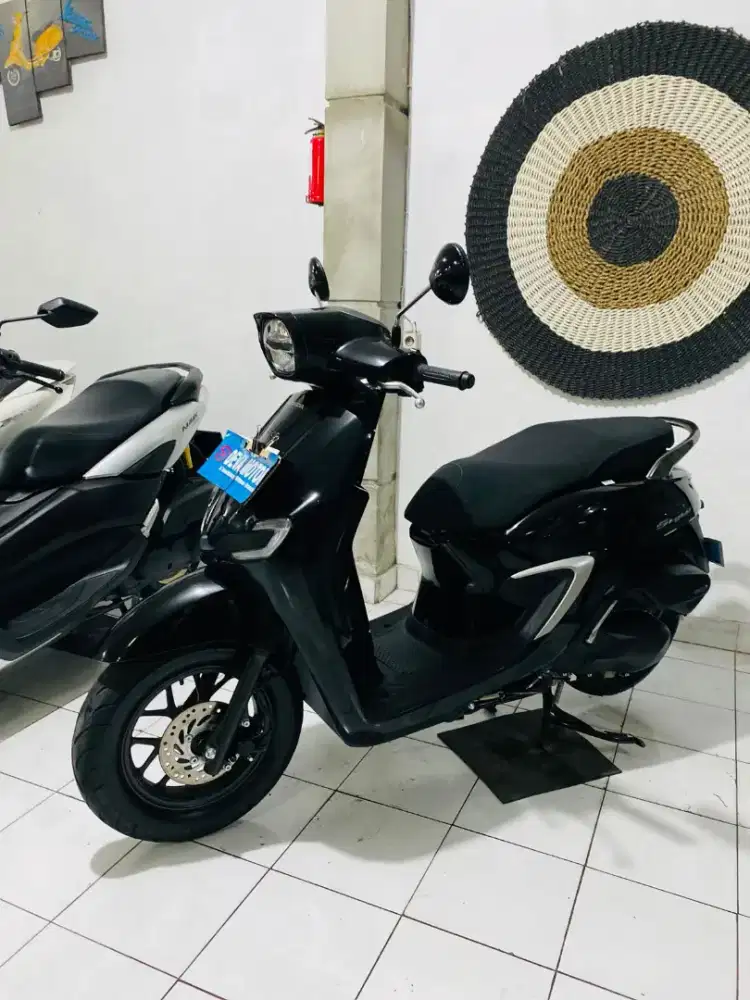 Stylo 2024 hitam Deva motor