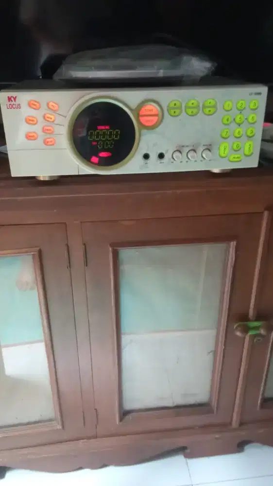 Di jual player karaoke