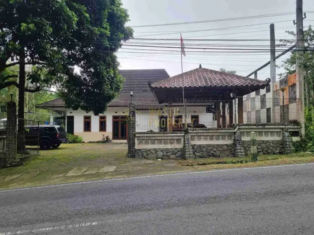 VILLA DIJUAL TANAH LUAS SHM PEKARANGAN DI KALIURANG JOGJA