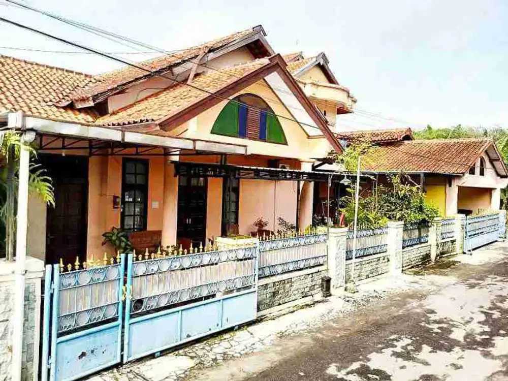 Rumah Bagus Plus Kost di Gawanan Colomadu