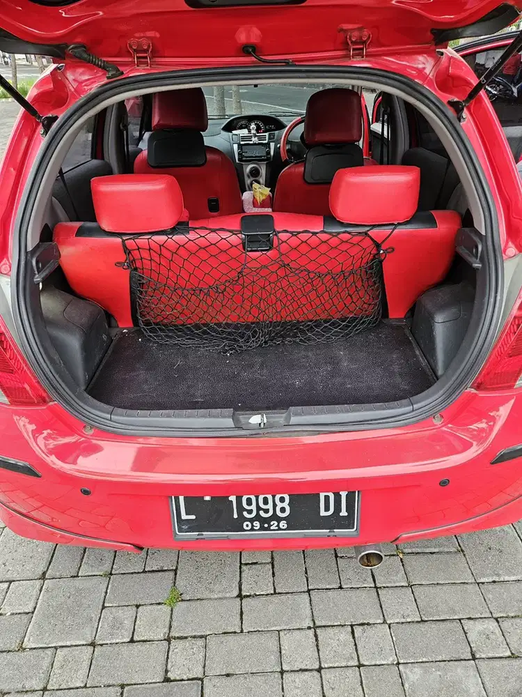 TOYOTA YARIS E MATIC 2011