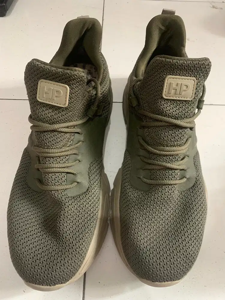 SEPATU HUSH PUPPIES HI J ORIGINAL