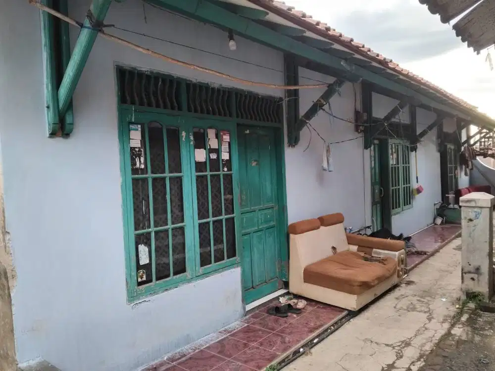 DIJUAL CEPAT KONTRAKAN 3 PINTU