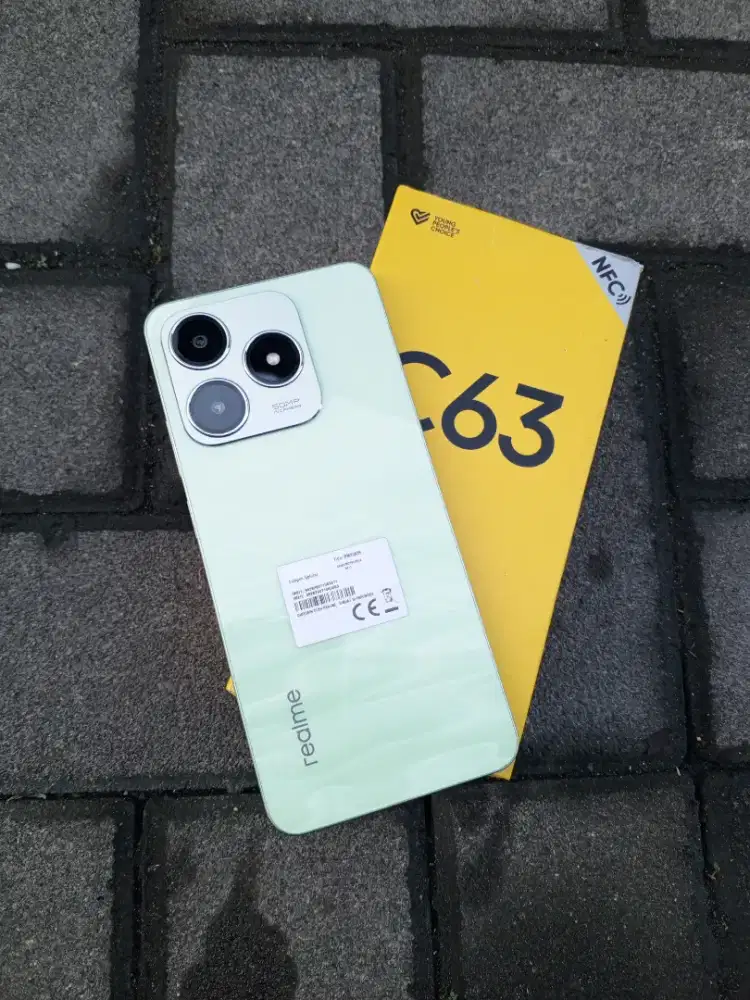 Realme C63 6GB/128GB Istimewa
